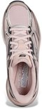 Bovenaanzicht roze Skechers sneaker met 'Slip-ins' opdruk.
