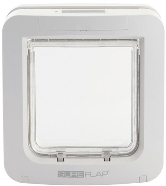 Witte SureFlap microchip huisdierluik met doorzichtige klep.