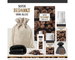 Geschenkset "Super Bedankt Voor Alles!" - 6 Producten - 540 gram - Triomf Cosmetica | Luxe cadeaubox voor hem Wellness Cadeaupakket man Giftset Geschenk Kerst Kerstpakket Cadeau Pakket Gift Set Collega Zorgwerker Medewerker Vrijwilliger Coach Goud