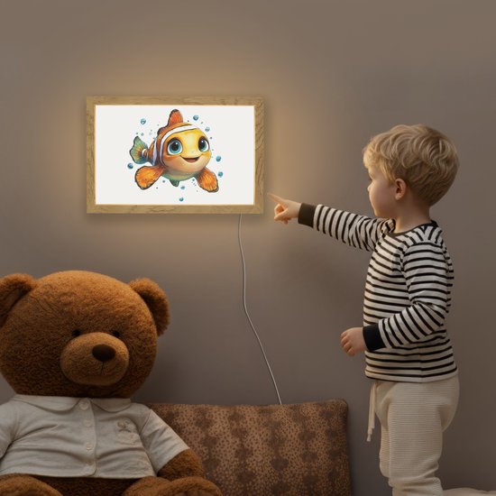 Nachtlampje 30x20 cm - Kinder lampje - Clownvis - Oranje - Vis - Water - Tafellamp kinderkamer - Slaapkamer lamp - Bedlamp kinderen - Kinderlampje stopcontact - Wandlamp babykamer - Nachtlampjes van OnlyWow — afbeelding 5