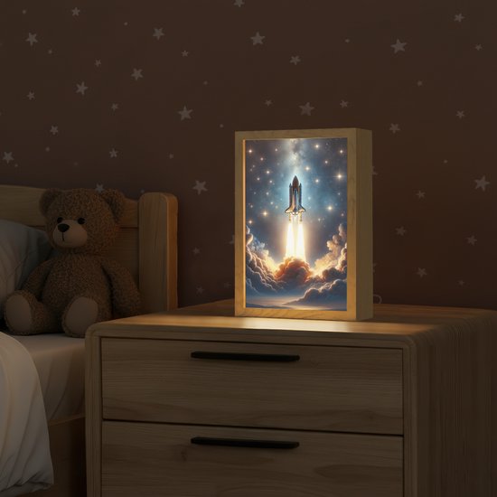 Nachtlampje 20x30 cm - Kinder lampje - Ruimtevaart - Raket - Space - Sterren - Tafellamp kinderkamer - Slaapkamer lamp - Bedlamp kinderen - Kinderlampje stopcontact - Wandlamp babykamer - Nachtlampjes van Merkloos — afbeelding 2