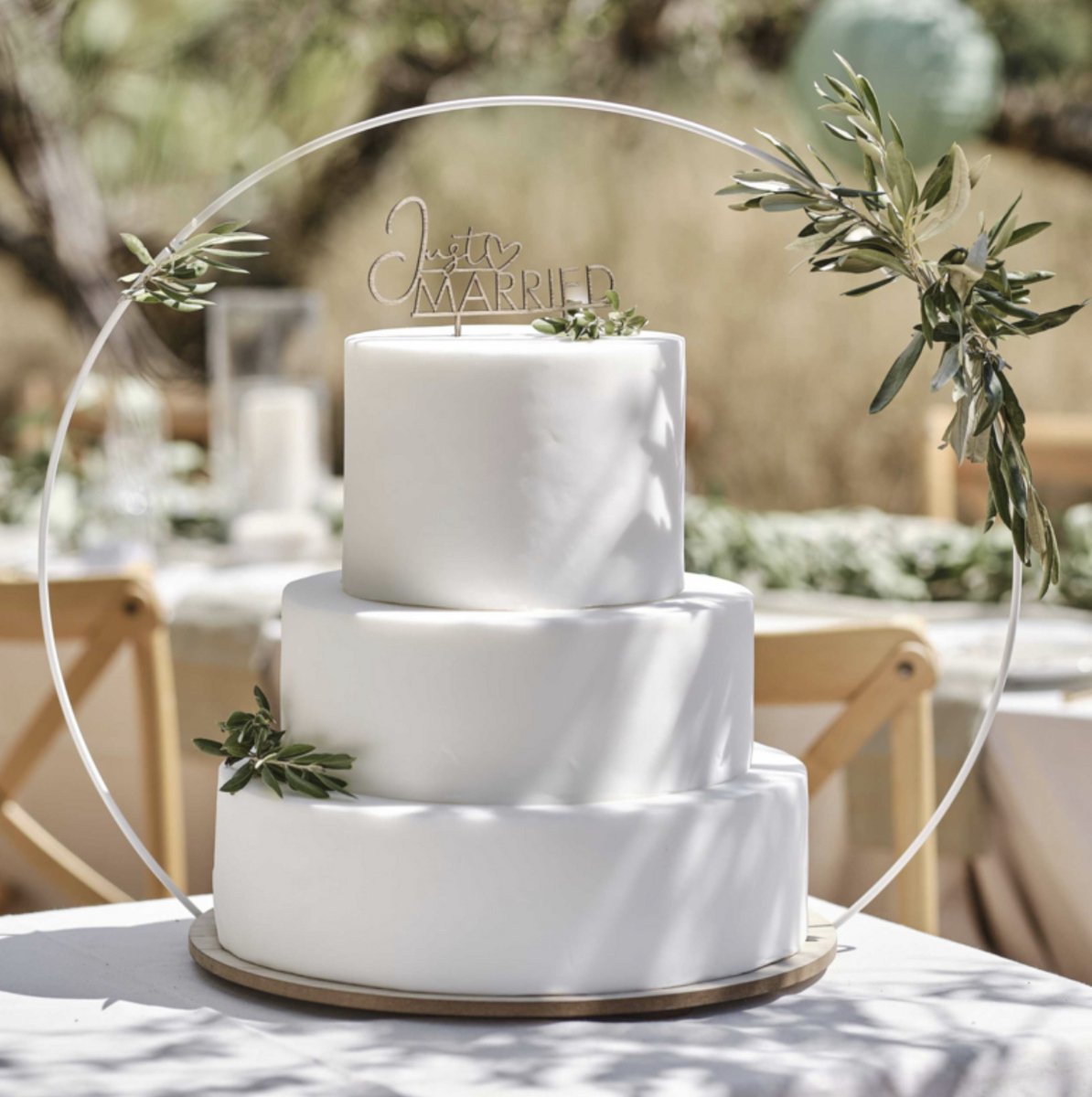 Taart standaard met hoepel - Hout - Sage Wedding - Bruiloft - Bruidstaart - Taart plateau