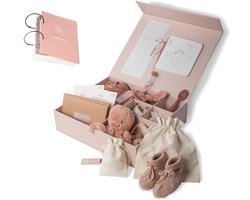 Great Memories by Goodz4All Luxe Baby Memory Box met Geboortekaartjes Bewaarbundel – Herinneringsdoos - Kraamcadeau - Baby Geschenkset - Babyshower cadeau - Met Inktpad voor Voet- en Handafdruk - Roze