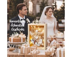 Romantisch geldcadeau met eeuwige bloemen en houten doos voor hem en haar
