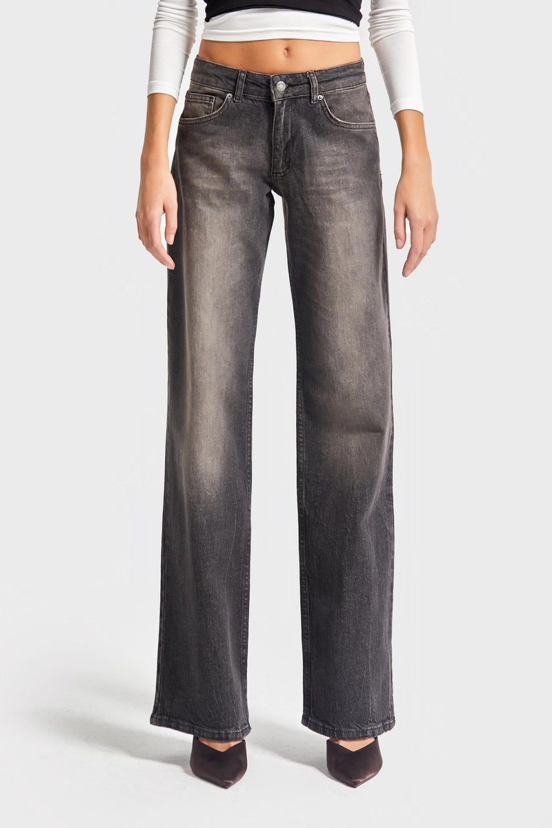 It's Basic - Straight Mid Rise Jeans - Chocolate