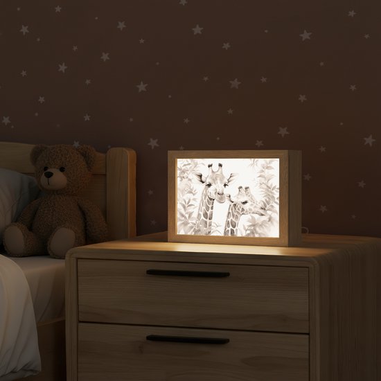 Nachtlampje 20x15 cm - Kinder lamp - Giraffe - Bladeren - Bruin - Jungle - Kind - Tafellamp kinderkamer - Slaapkamer lamp - Bedlamp kinderen - Kinderlampje stopcontact - Wandlamp babykamer - Nachtlampjes van Merkloos — afbeelding 2