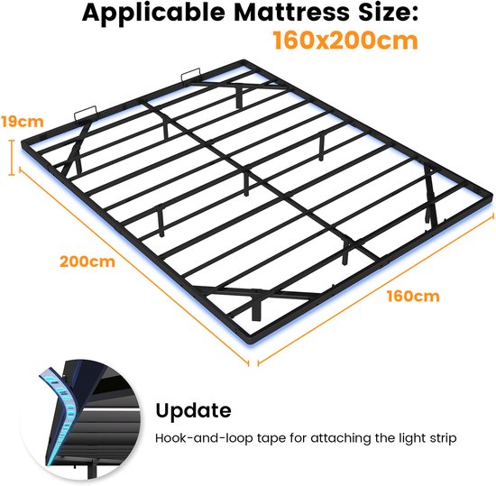 Zwart metalen bedframe voor matras van 160x200cm, met 19cm hoogte en bevestigingsmethode voor LED-strip.