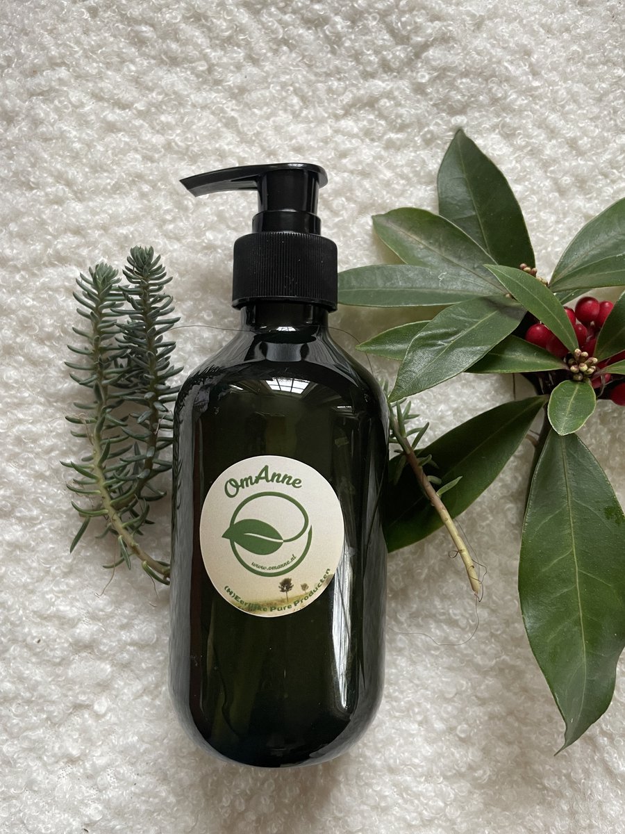 Douche en Bad Schuim Dennen 500 ml. Puur Natuur! van OmAnne Prijs Inclusief Verzending!!
