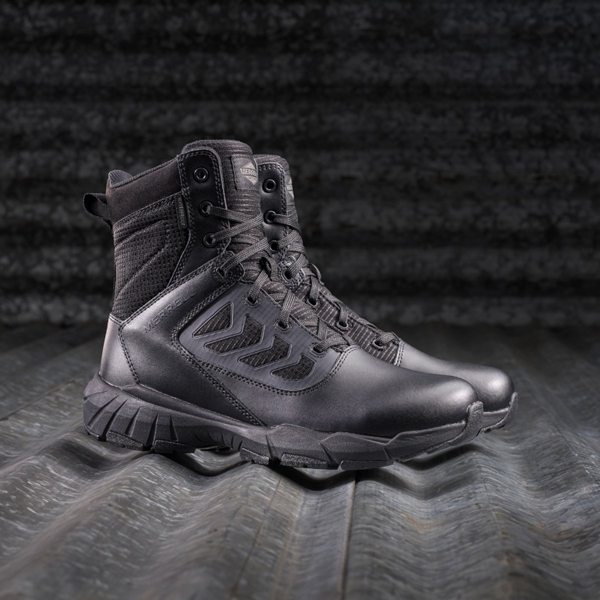 Merrell wandelschoen Fullbench Tactical “8 Side zip WP Zwart