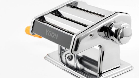 Machine à pâtes YUGN Faites vos propres pâtes - Recettes de pâtes telles que les pâtes au pesto et les spaghettis à la bolognaise - Comprend une tasse et une pince de table interchangeables et des pieds en caoutchouc - eBook gratuit