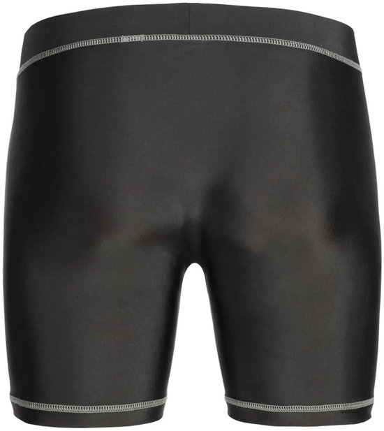 Short de sport noir avec coutures grises.