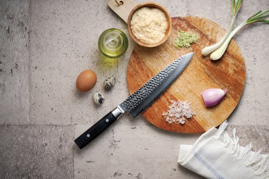 Yaxell Japonais - Série Zen - Couteau de Chef Santoku - Acier VG-10 - 61 HRC - Lame 16,5 cm - Acier Damas 37 Couches - Manche Toile-Micarta
