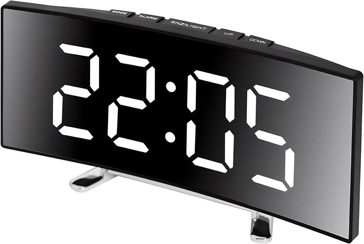Digitale wekker met groot gebogen LED-display en spiegelend oppervlak. Geschikt voor 12/24 uur thuisgebruik (wit).