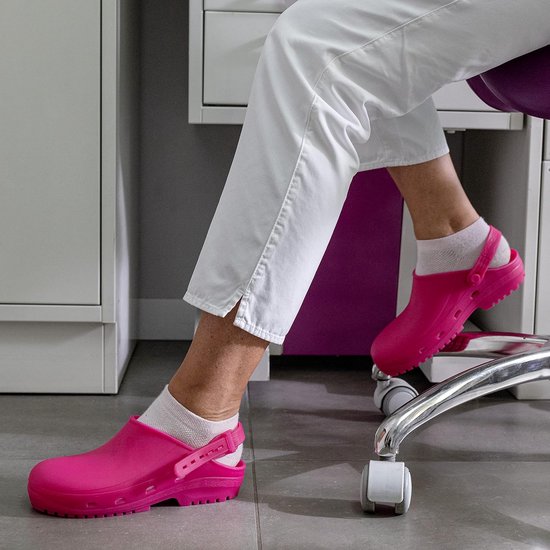 REPOSA MAX klompen, hygiëneklompen, natuurlijk antistatisch polymeer, latexvrij, comfortabel, licht, gesloten bovenmateriaal, zijgaten, anatomische SRC zool - Vergelijk prijzen met - (April 2026