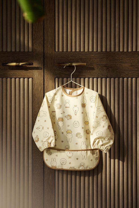 Jollein Slab Waterproof met Mouw - 1 Stuk - Miffy Family Farm van Merkloos — afbeelding 4