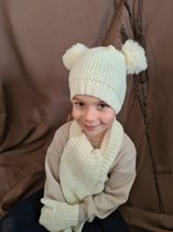 Muts, sjaal, handschoenen wit - Wintermuts, sjaal en wanten - 3 tot 4 jaar - Muts met twee pompoms- wit