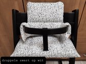 Stokke Tripp Trapp kussenset druppels zwart op wit