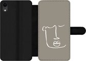 Bookcase Geschikt voor iPhone XR telefoonhoesje - Lippen - Abstract - Line art - Met vakjes - Wallet case met magneetsluiting