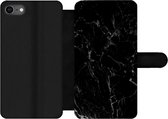 Bookcase Geschikt voor iPhone 8 telefoonhoesje - Marmer print - Zwart - Natuursteen - Met vakjes - Wallet case met magneetsluiting
