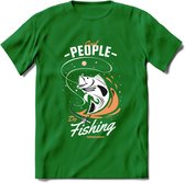 Cool People Do Fishing - Vissen T-Shirt | Oranje | Grappig Verjaardag Vis Hobby Cadeau Shirt | Dames - Heren - Unisex | Tshirt Hengelsport Kleding Kado - Donker Groen - S
