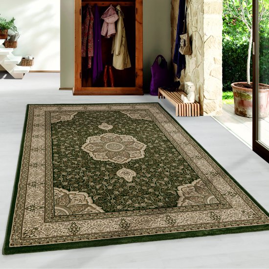 Flycarpets Klassiek Groen Vloerkleed Bukhara - Oosters motief - Perzisch Tapijt Laagpolig - Woonkamer - 120x170 cm