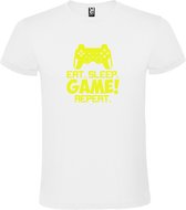 Wit t-shirt met tekst 'EAT SLEEP GAME REPEAT' print Geel  size M