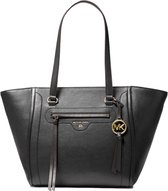 Carine Medium Pebble Leather Bag Black