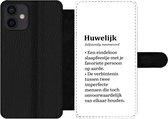 Bookcase Geschikt voor iPhone 12 Mini telefoonhoesje - Spreuken - Trouwen - 'Huwelijk' - Quotes - Met vakjes - Wallet case met magneetsluiting