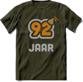 92 Jaar Feest T-Shirt | Goud - Zilver | Grappig Verjaardag Cadeau Shirt | Dames - Heren - Unisex | Tshirt Kleding Kado | - Leger Groen - XXL