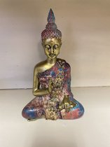 Decoratieve Boeddha zittend - meerkleurig + goud - hoogte 20.5 cm x 14 x 12 cm - polyresin - Woonaccessoires