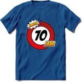 70 Jaar Hoera Verkeersbord T-Shirt | Grappig Verjaardag Cadeau | Dames - Heren | - Donker Blauw - M