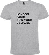 Grijs t-shirt met " London, Paris , New York, Delfzijl " print Zwart size L
