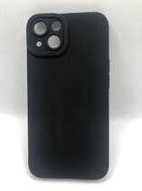 Hoogwaardige Siliconen hoesje met bescherming rondom Camera/Lens - Geschikt voor iPhone 13 - Zwart (Let OP: Past Alleen 13)