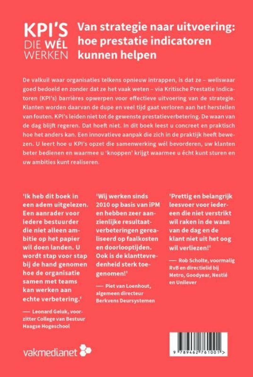Achterkant van een boek met de titel 'KPI'S VAN STRATEGIE NAAR UITVOERING: HOE PRESTATIE INDICATOREN KUNNEN HELPEN'. Tekst in het Nederlands.