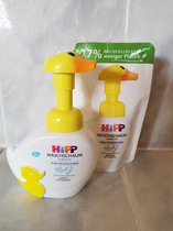 Hipp baby badschuim in pompflacon 250 ml + navulling 250 ml in zakje vegan, ecologisch en dermatologisch getest