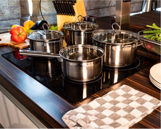 Cooking set aluminum (3 pots, pan, cooker, grill tongs) [Misc