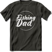 Fishing Dad - Vissen T-Shirt | Zilver | Grappig Verjaardag Vis Hobby Cadeau Shirt | Dames - Heren - Unisex | Tshirt Hengelsport Kleding Kado - Donker Grijs - M