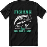 Fishing Has No Age Limit - Vissen T-Shirt | Aqua | Grappig Verjaardag Vis Hobby Cadeau Shirt | Dames - Heren - Unisex | Tshirt Hengelsport Kleding Kado - Zwart - S