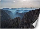 Trend24 - Behang - Bergtoppen In De Wolken - Behangpapier - Fotobehang Natuur - Behang Woonkamer - 100x70 cm - Incl. behanglijm
