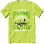 A Bad Day Fishing - Vissen T-Shirt | Groen | Grappig Verjaardag Vis Hobby Cadeau Shirt | Dames - Heren - Unisex | Tshirt Hengelsport Kleding Kado - Groen - XL