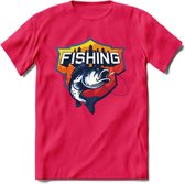 Fishing - Vissen T-Shirt | Grappig Verjaardag Vis Hobby Cadeau Shirt | Dames - Heren - Unisex | Tshirt Hengelsport Kleding Kado - Roze - M