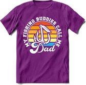 Fishing Dad - Vissen T-Shirt | Grappig Verjaardag Vis Hobby Cadeau Shirt | Dames - Heren - Unisex | Tshirt Hengelsport Kleding Kado - Paars - M