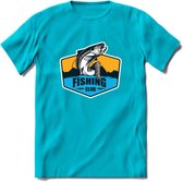 Fishing - Vissen T-Shirt | Grappig Verjaardag Vis Hobby Cadeau Shirt | Dames - Heren - Unisex | Tshirt Hengelsport Kleding Kado - Blauw - M