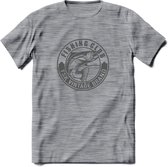 Fishing - Vissen T-Shirt | Grappig Verjaardag Vis Hobby Cadeau Shirt | Dames - Heren - Unisex | Tshirt Hengelsport Kleding Kado - Donker Grijs - Gemaleerd - S