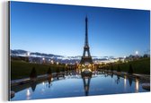 Wanddecoratie Metaal - Aluminium Schilderij Industrieel - De Eiffeltoren in de avond met een erg heldere lucht in Parijs - 120x60 cm - Dibond - Foto op aluminium - Industriële muurdecoratie - Voor de woonkamer/slaapkamer