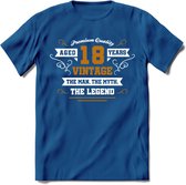 18 Jaar Legend T-Shirt | Goud - Wit | Grappig Verjaardag en Feest Cadeau Shirt | Dames - Heren - Unisex | Tshirt Kleding Kado | - Donker Blauw - XXL