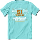 51 Jaar Legend T-Shirt | Goud - Wit | Grappig Verjaardag en Feest Cadeau Shirt | Dames - Heren - Unisex | Tshirt Kleding Kado | - Licht Blauw - S