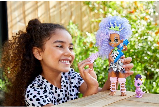 Cave Club Pop Bashley + Accessoires van Mattel — afbeelding 5
