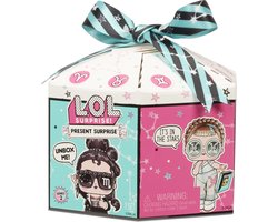 L.O.L. Surprise! Present Surprise Tots Asst in Sidekick