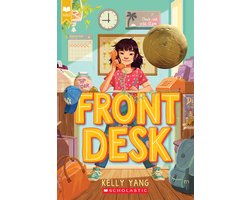 Omslag van Front Desk Scholastic Gold